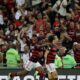flamengo-arranca-vitoria-sobre-o-bahia-para-liderar-o-brasileiro