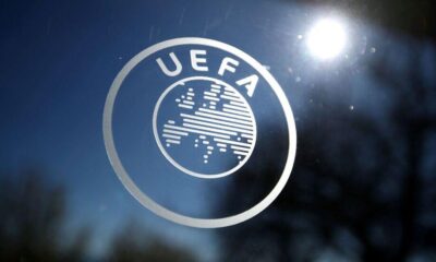 uefa-anuncia-que-vai-aumentar-medidas-para-evitar-invasoes-de-campo-na-euro