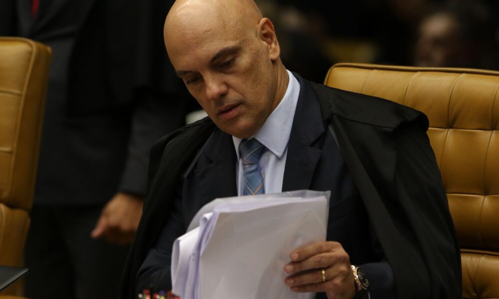 moraes-da-10-dias-para-sp-explicar-modelo-de-escolas-civico-militares