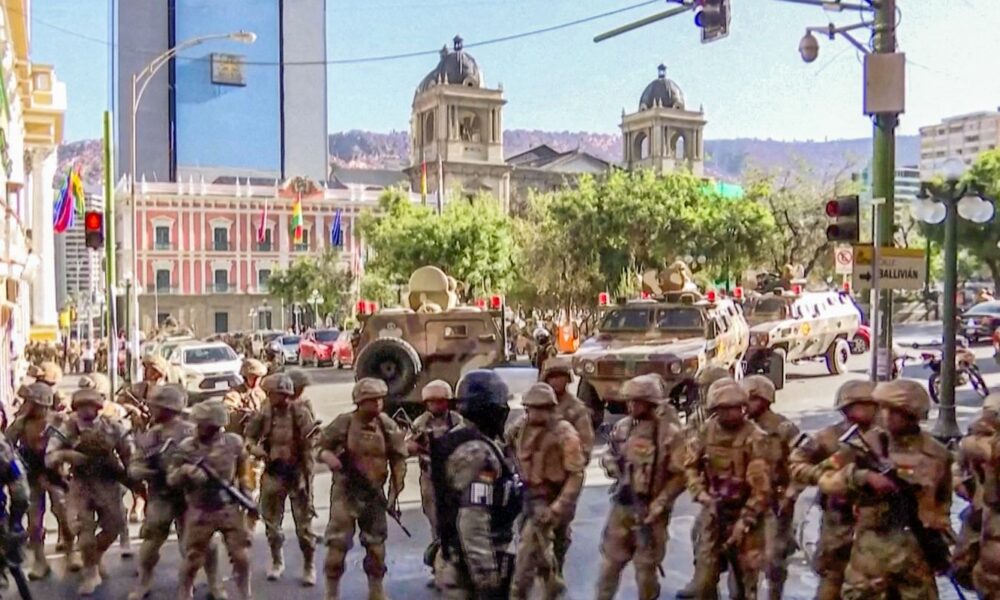 tentativa-de-golpe-na-bolivia:-especialistas-explicam-crise-no-pais