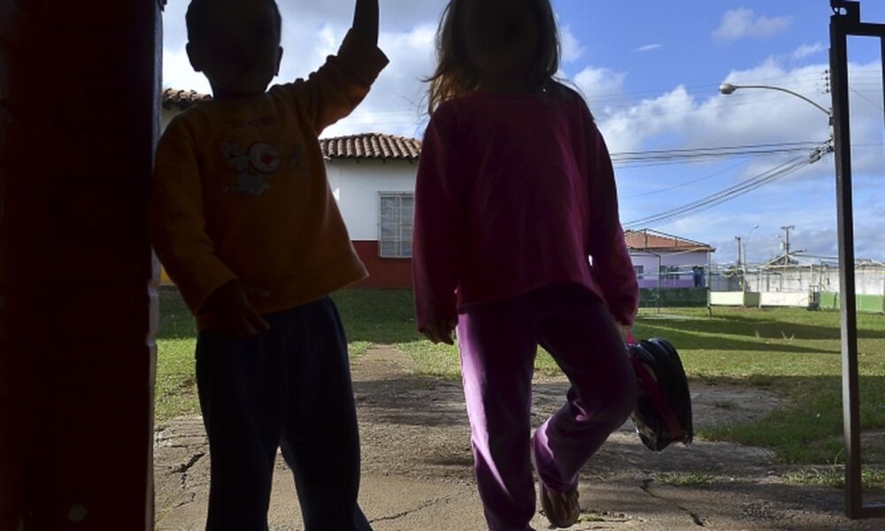 leis-de-protecao-as-criancas-enfrentam-cultura-de-violencia-no-pais