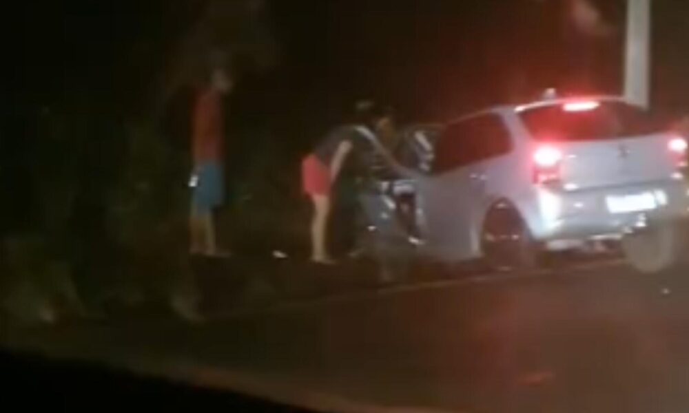 motorista-bebada-tenta-fazer-ultrapassagem-na-ms-316,-'roda'-na-pista-e-quatro-ficam-feridos