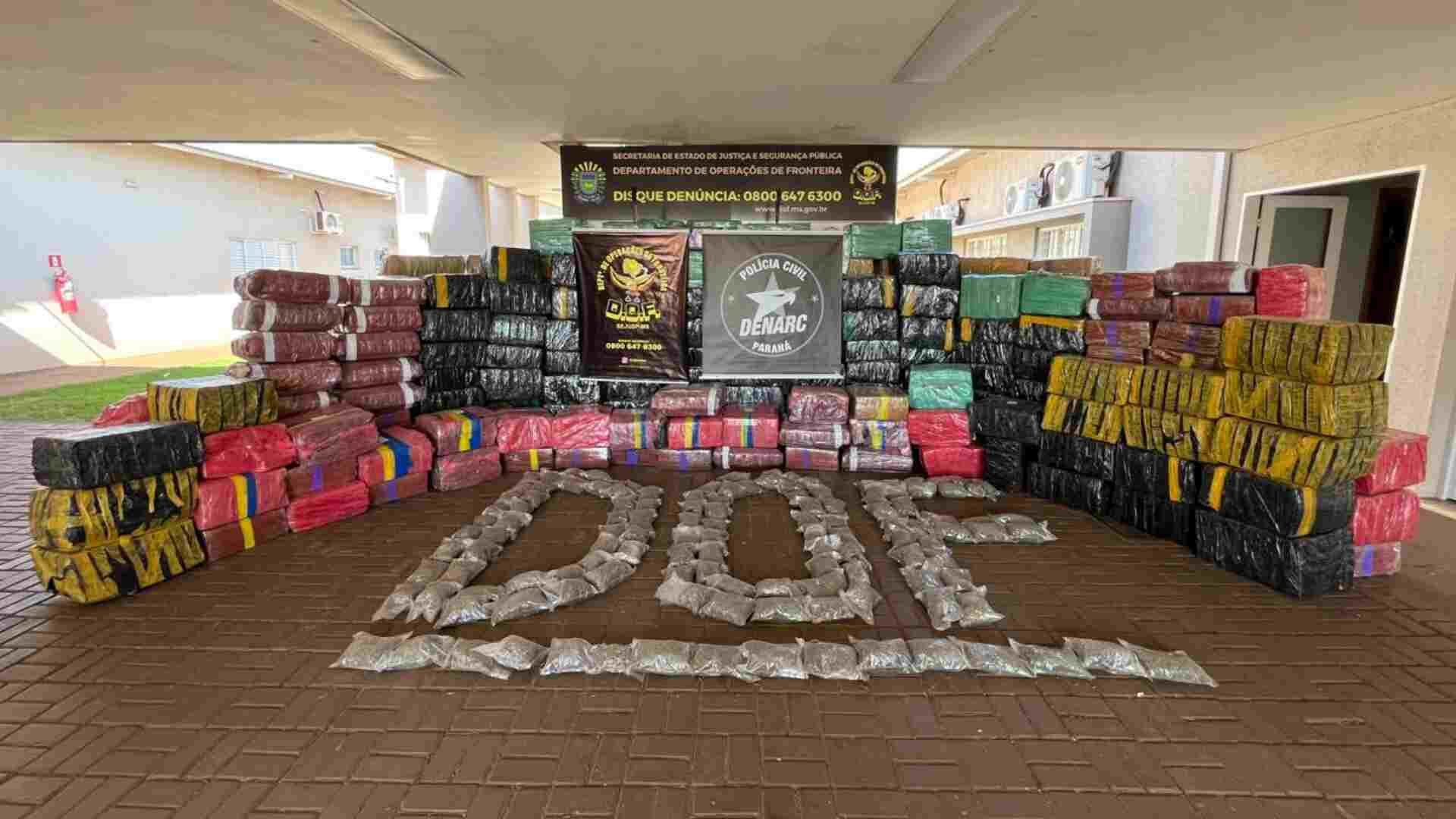 caminhoneiro-e-flagrado-com-r$-17-milhoes-em-maconha-na-ms-156-em-amambai