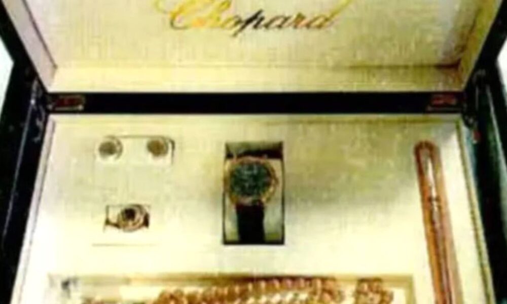 aliados-de-bolsonaro-montaram-operacao-para-resgatar-joias-desviadas