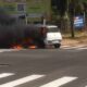 video:-carro-pega-fogo-apos-curto-circuito-e-mobiliza-bombeiros-em-tres-lagoas