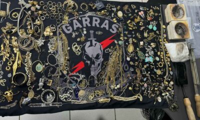 garras-apreende-bolsa-e-dois-compradores-de-joias-furtadas-da-casa-de-reinaldo-sao-presos-em-sp