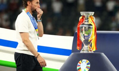 tecnico-da-inglaterra-pede-demissao-apos-derrota-na-final-da-eurocopa