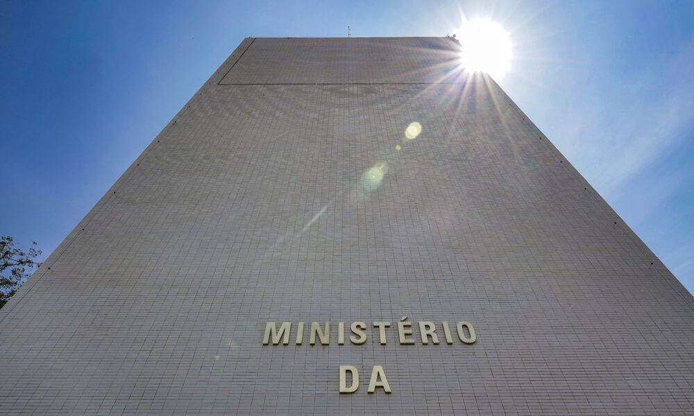 congelamento-de-r$-15-bi-no-orcamento-sera-oficializado-nesta-segunda