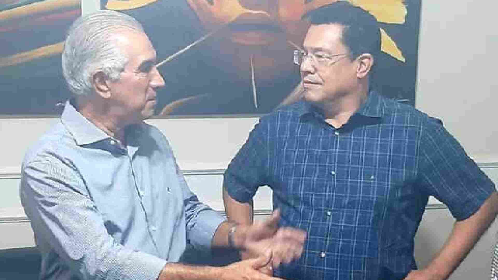 ‘era-so-zoacao’:-possivel-inelegibilidade-motivou-ataque-com-fogos-em-casa-de-ex-prefeito-de-anastacio