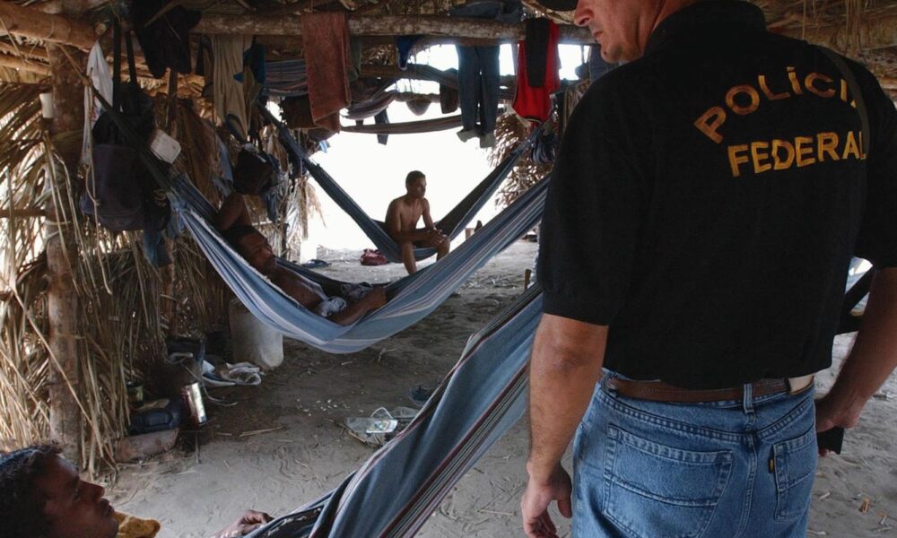 policia-resgata-6-pessoas-em-condicoes-analogas-a-escravidao-no-rj