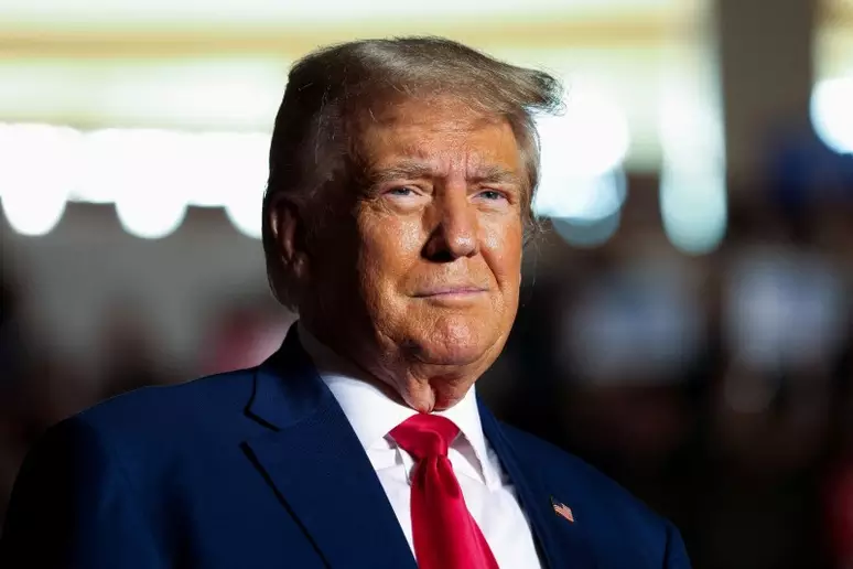 donald-trump-diz-que-fara-comicio-na-cidade-em-que-sofreu-atentado-–-folha-de-dourados-–-noticias-de-dourados-ms-e-regiao