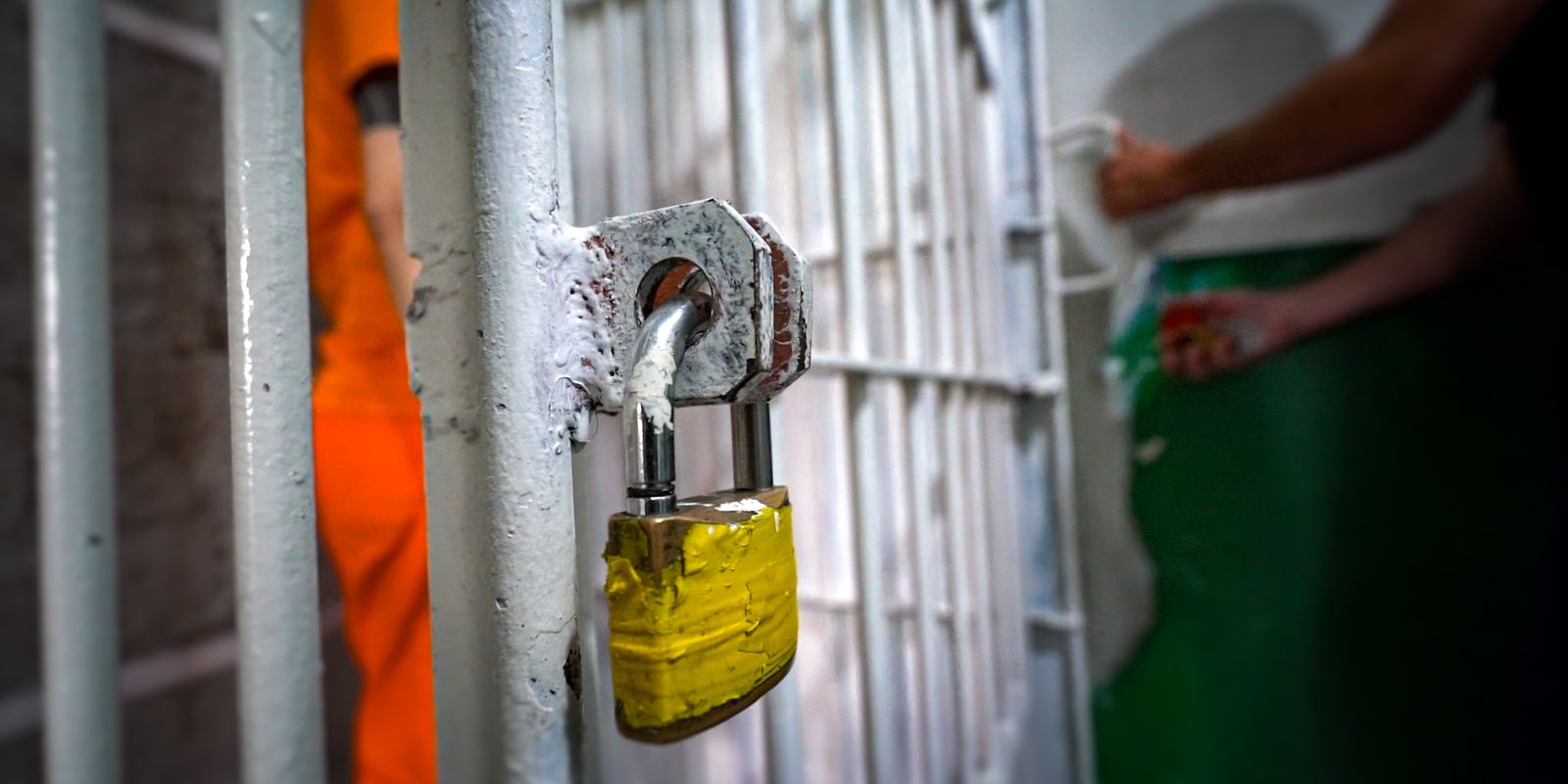 operacao-em-prisoes-do-pais-tira-4,7-mil-celulares-do-crime-organizado
