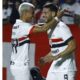 sao-paulo-vence-flamengo-em-casa,-ajuda-botafogo-a-ficar-na-lideranca-e-cola-no-g4