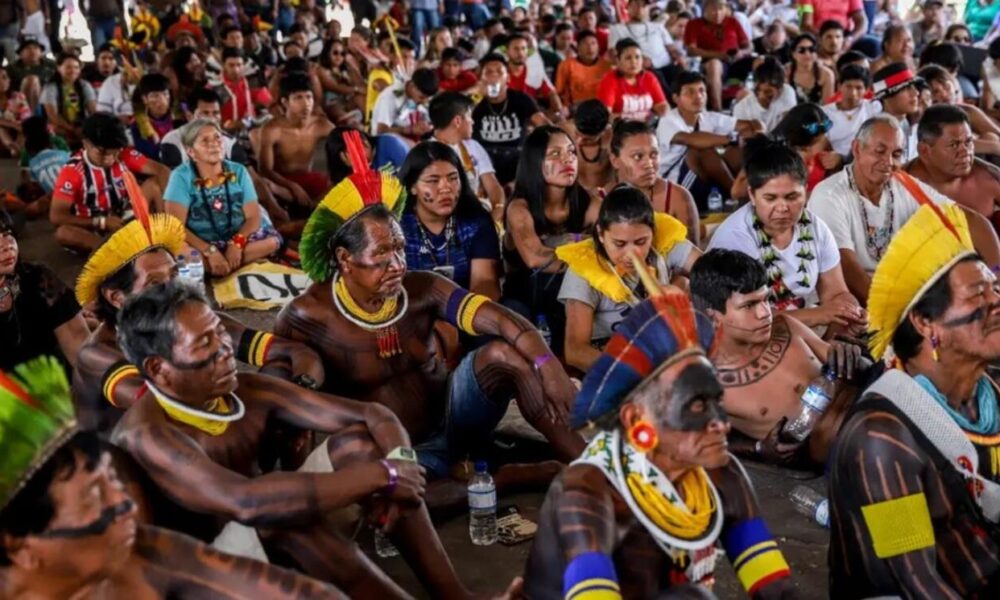 apib-cobra-suspensao-de-marco-temporal-e-avalia-deixar-comissao-do-stf