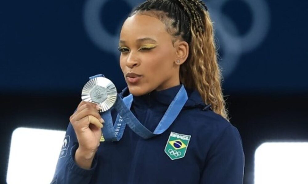 rebeca-andrade-sera-homenageada-com-a-medalha-tiradentes,-no-rio