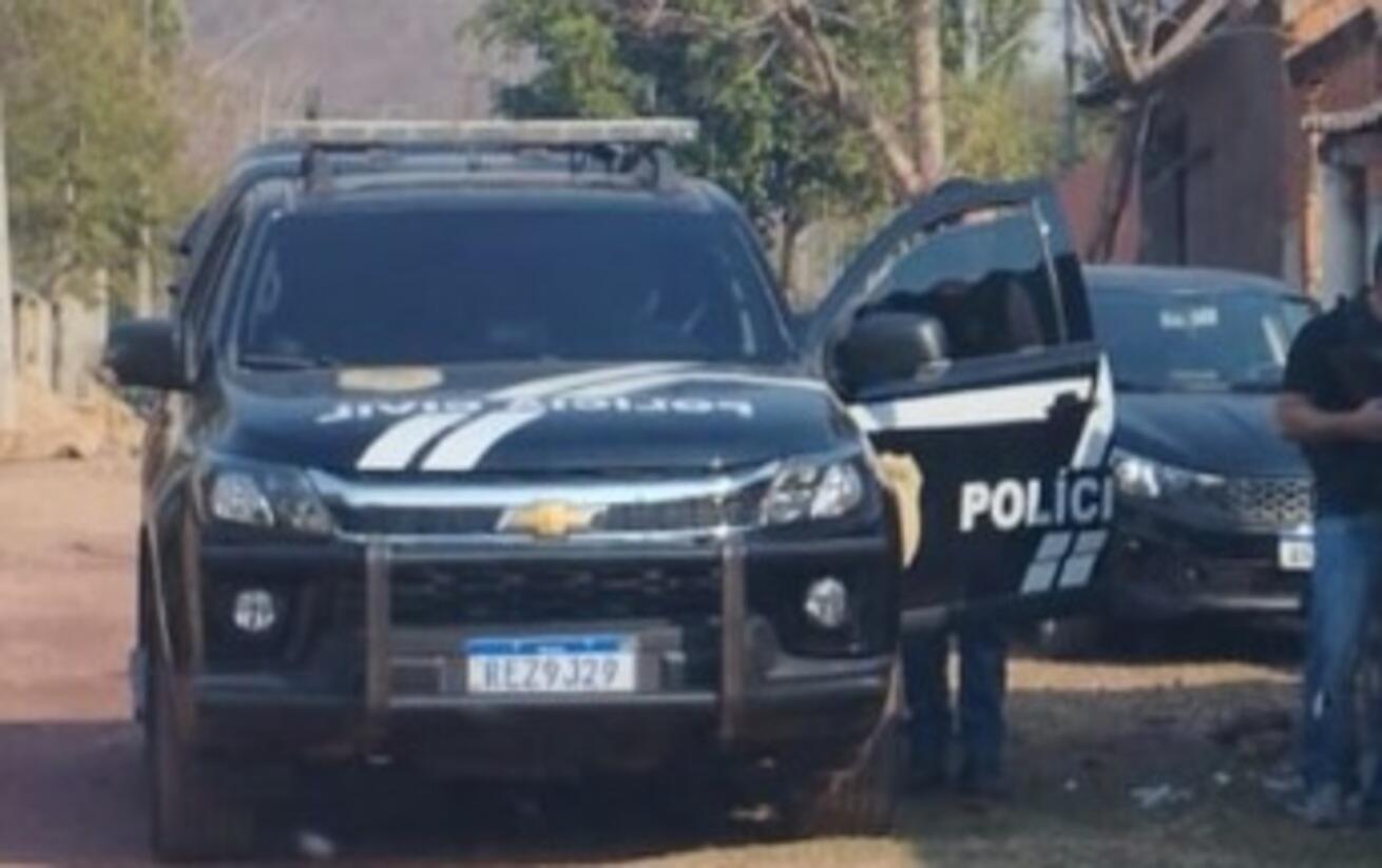 mulher-e-presa-por-furtos-em-serie-durante-operacao-policial-em-ladario