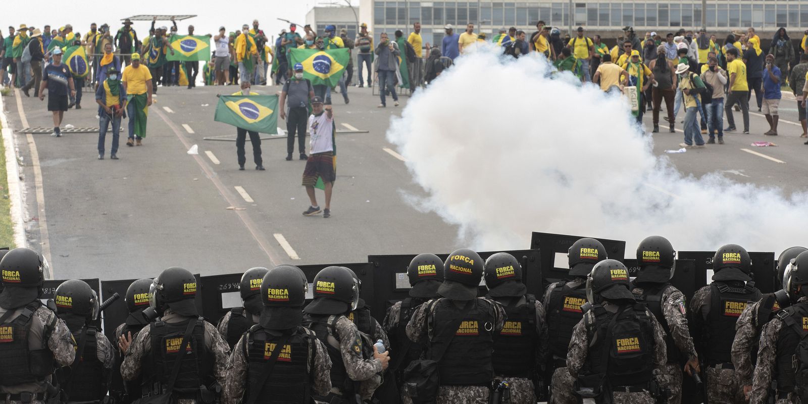 agu-cobra-r$-56-milhoes-de-cinco-condenados-pelos-atos-golpistas