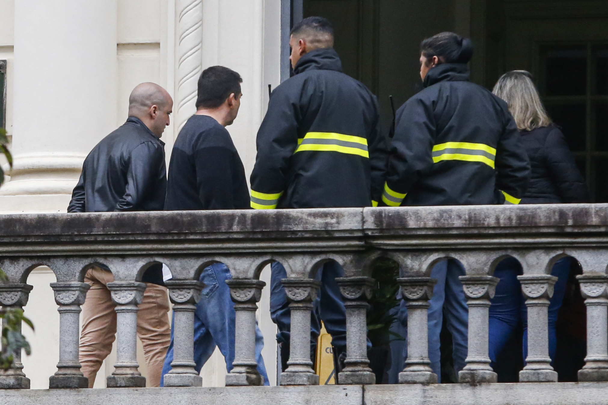 voo-2283:-doze-corpos-ja-foram-identificados,-apenas-um-foi-liberado