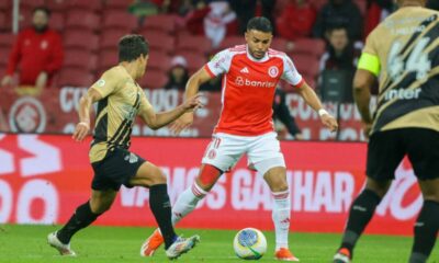 inter-arranca-empate-com-athletico-no-fim-e-completa-oito-jogos-de-jejum-sob-vaias-da-torcida