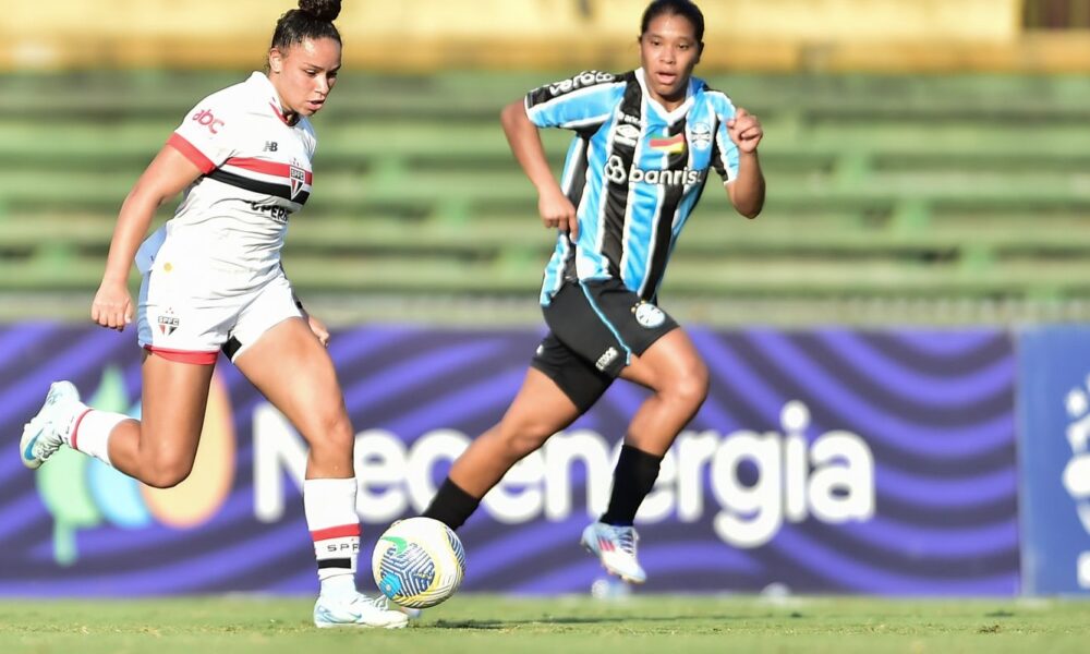 sao-paulo-empata-com-gremio-e-chega-a-semi-do-brasileiro-feminino