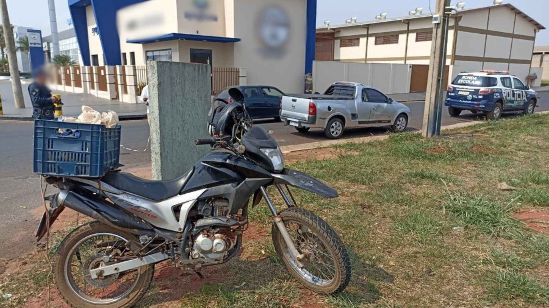colisao-entre-carro-e-moto-deixa-motociclista-ferido-em-nova-andradina 
