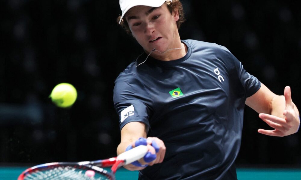 joao-fonseca-vence-e-brasil-larga-na-frente-da-belgica-na-copa-davis
