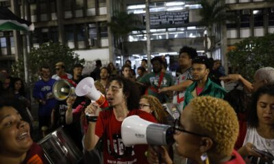 justica-determina-que-estudantes-desocupem-a-uerj