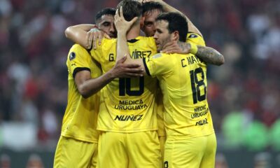 flamengo-joga-mal-e-perde-para-o-penarol-no-maracana