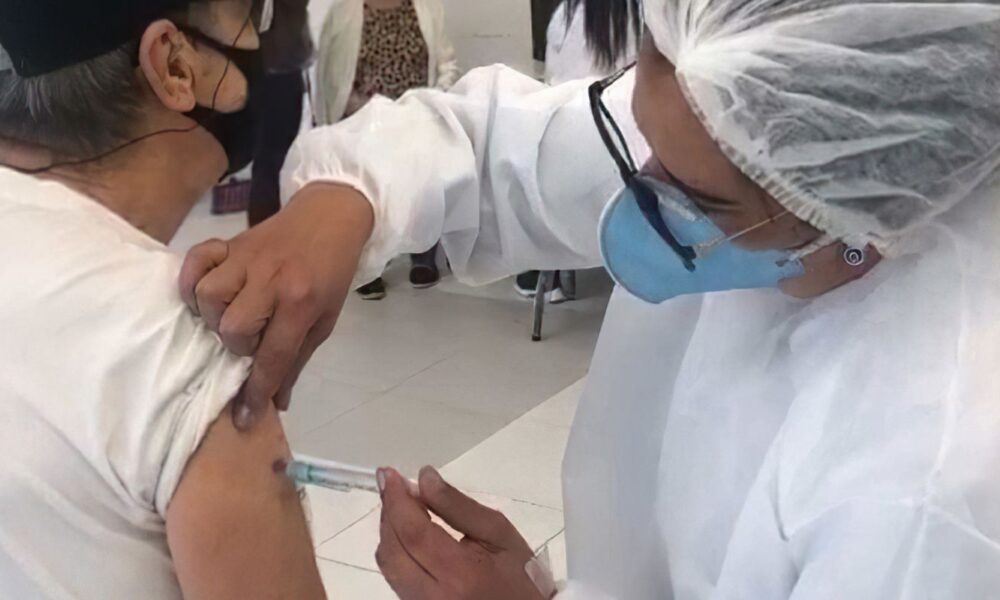 fiocruz-mantem-alerta-para-alta-de-casos-graves-de-covid-19