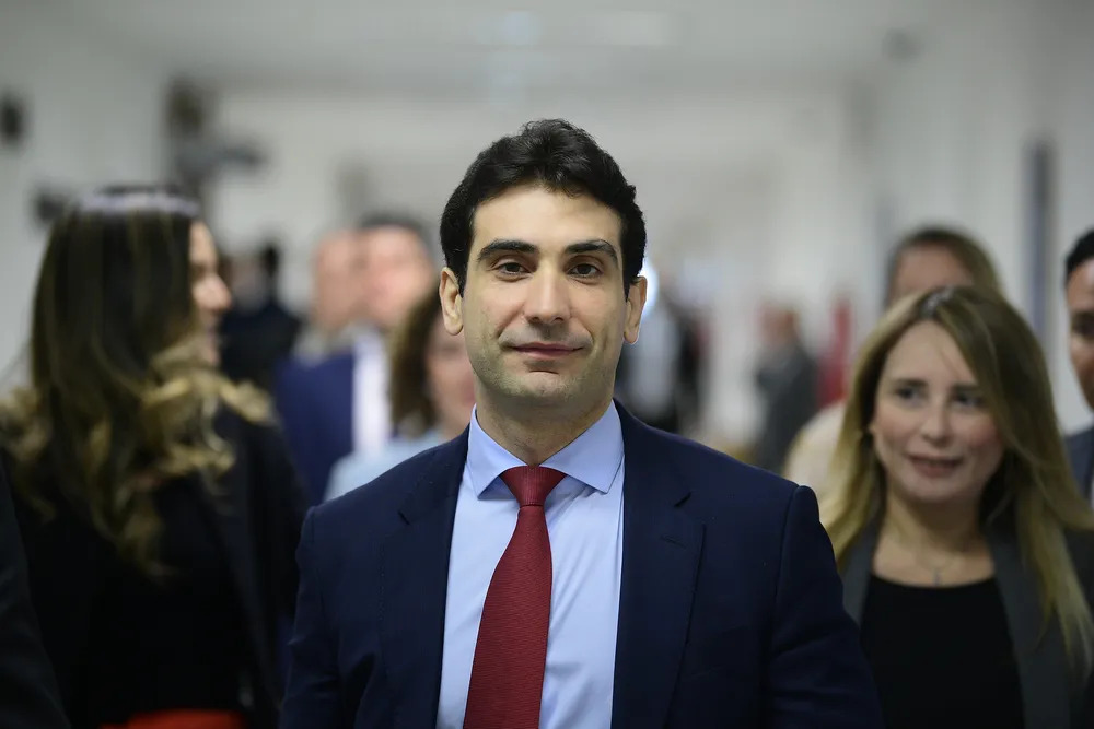 por-unanimidade,-comissao-do-senado-aprova-galipolo-para-a-presidencia-do-bc-–-folha-de-dourados-–-noticias-de-dourados-ms-e-regiao