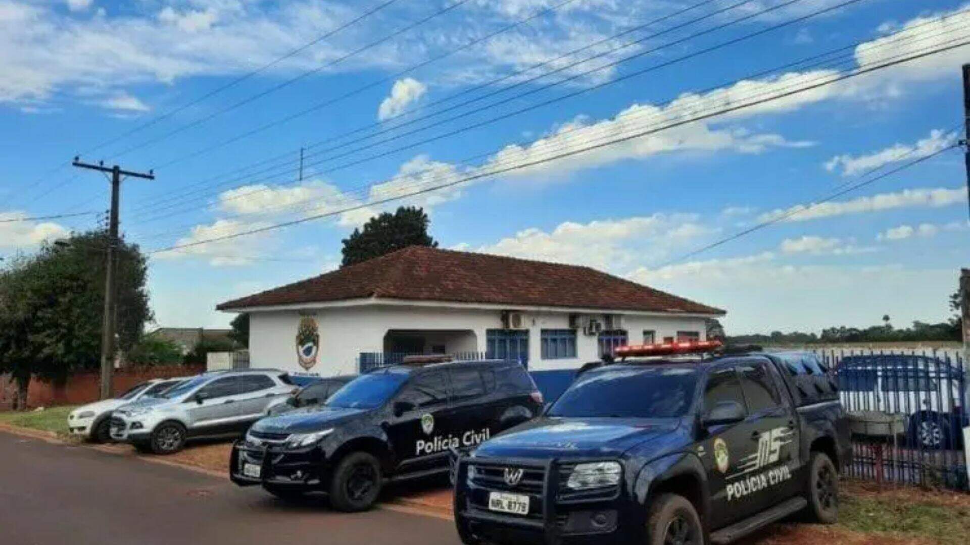 pedestre-morre-atropelada-por-caminhonete-ao-caminhar-na-contramao-na-ms-385