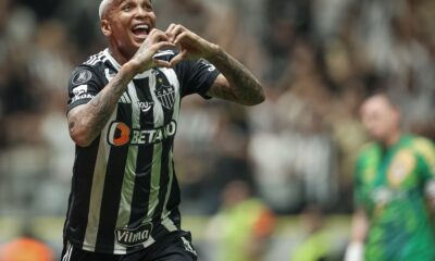 atletico-vence-river-por-3-a-0-e-coloca-o-pe-na-final-da-libertadores