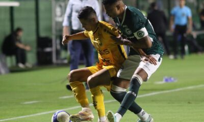 goias-derrota-amazonas-e-continua-vivo-na-luta-pelo-acesso