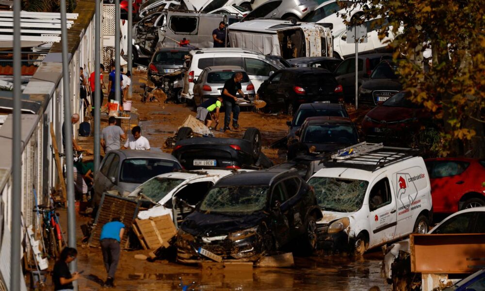 numero-de-mortos-em-enchentes-na-espanha-chega-a-205-e-valencia-abre-necroterio-temporario-–-folha-de-dourados-–-noticias-de-dourados-ms-e-regiao