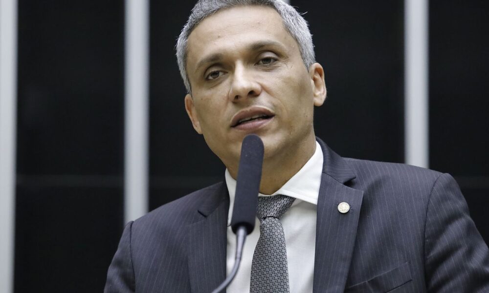 stf-forma-maioria-para-tornar-reu-deputado-gustavo-gayer