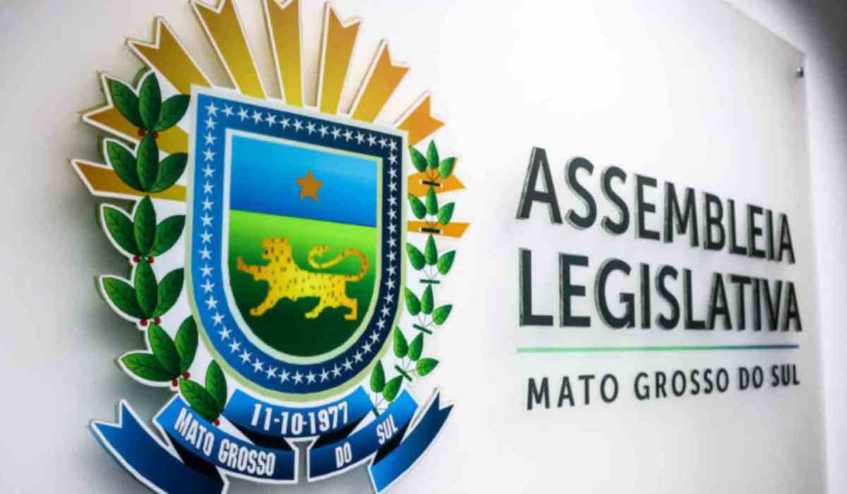 deputados-aprovam-pl-que-obriga-isencao-de-taxa-do-vestibular-aos-juris-em-ms