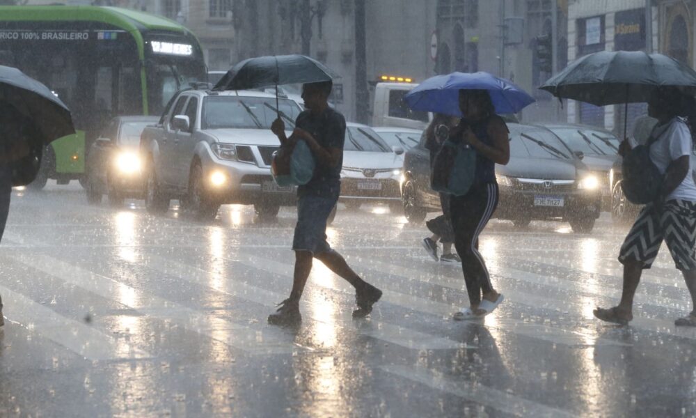 inmet-alerta-para-chuvas-intensas-no-fim-de-semana