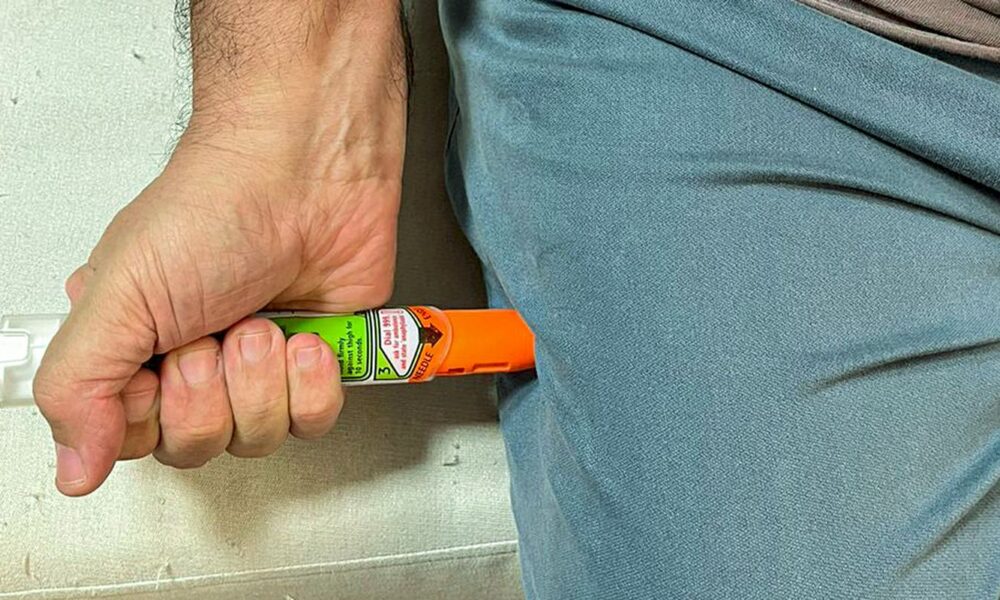 alergia-grave:-pesquisadores-criam-1a-caneta-de-adrenalina-brasileira