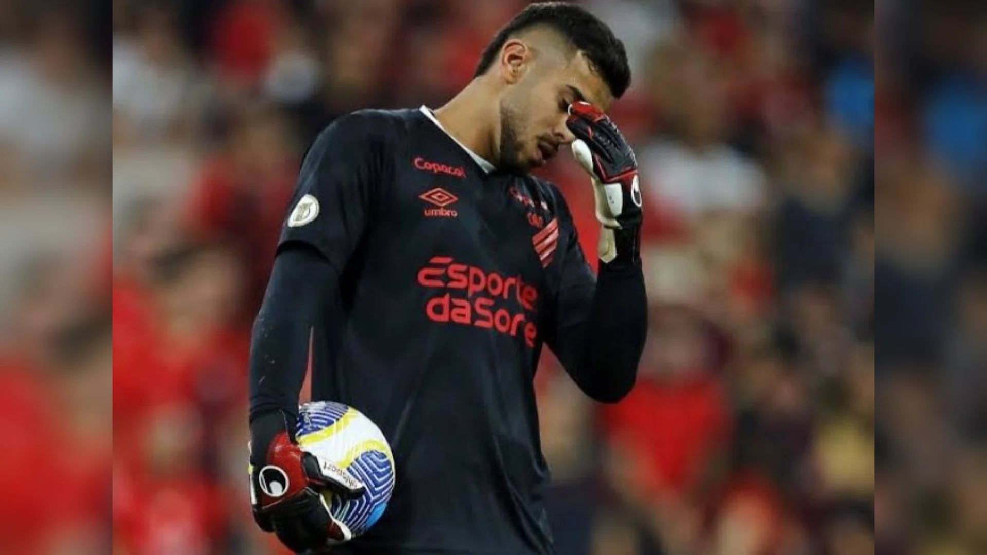 atletico-mg-vence-duelo-sem-brilho,-salva-se-da-degola-e-rebaixa-o-athletico-pr