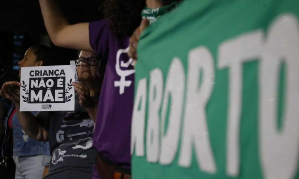 justica-federal-suspende-resolucao-sobre-aborto-legal-para-criancas-e-adolescentes