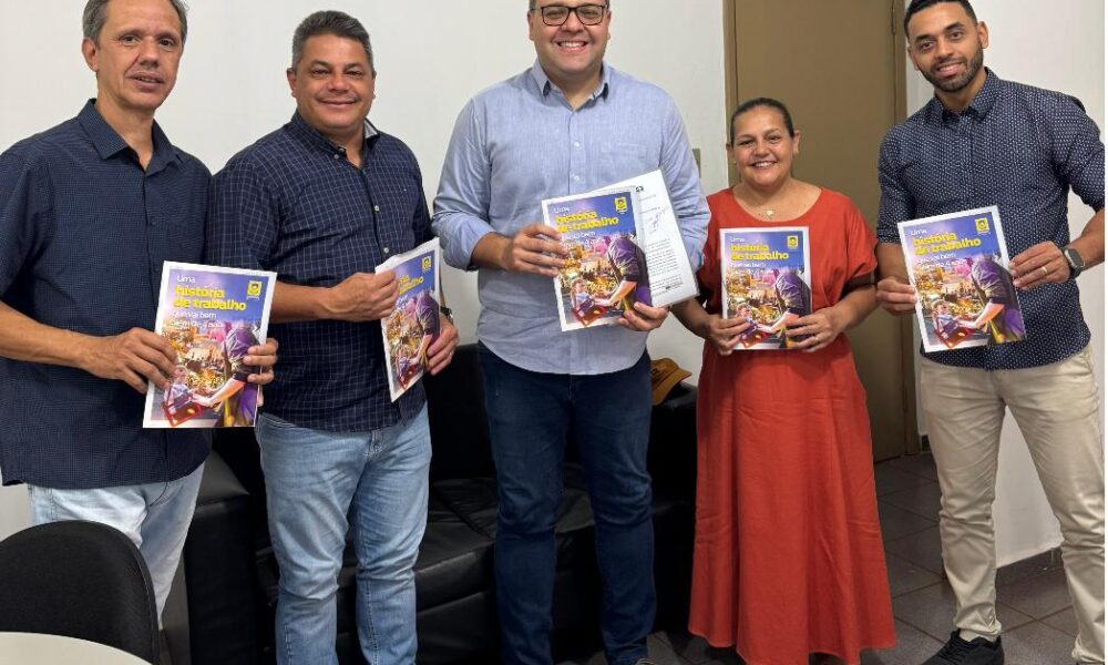 prefeito-alan-presta-contas-da-gestao-a-diretoria-do-conselho-de-pastores-|-portal-prefeitura-de-dourados
