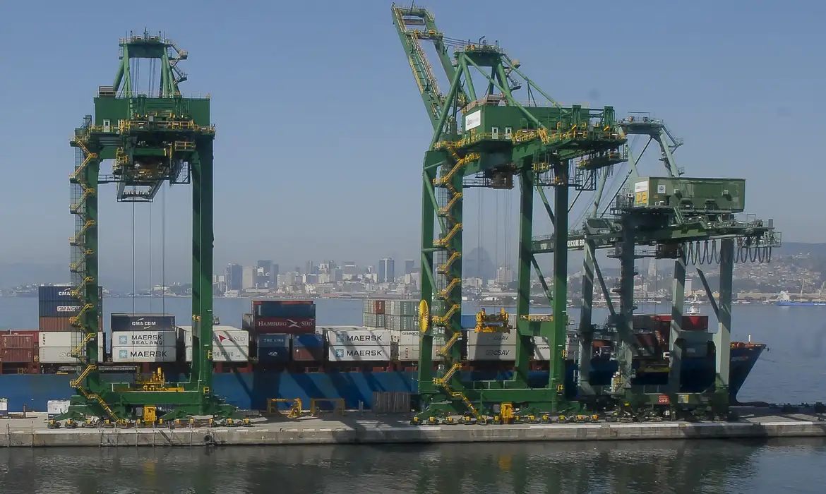 balanca-comercial-tem-superavit-de-us$-74,55-bilhoes-em-2024-–-folha-de-dourados-–-noticias-de-dourados-ms-e-regiao