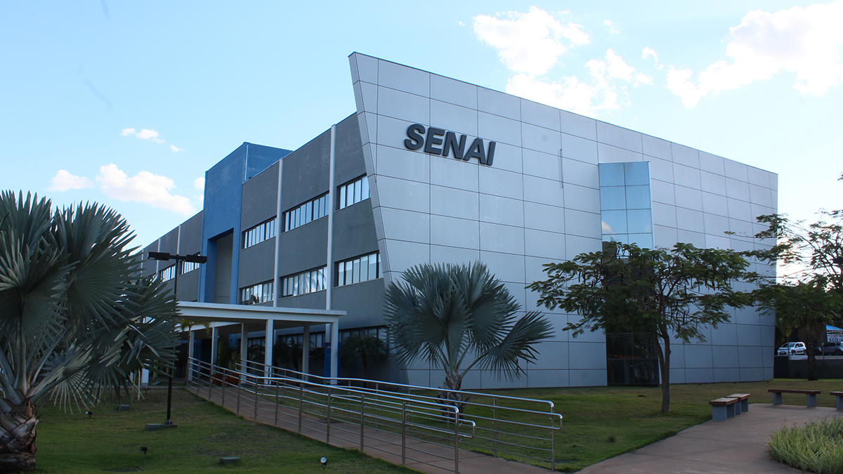 vestibular-2025:-nove-em-cada-dez-alunos-graduados-pelo-senai-estao-no-mercado-formal-–-folha-de-dourados-–-noticias-de-dourados-ms-e-regiao