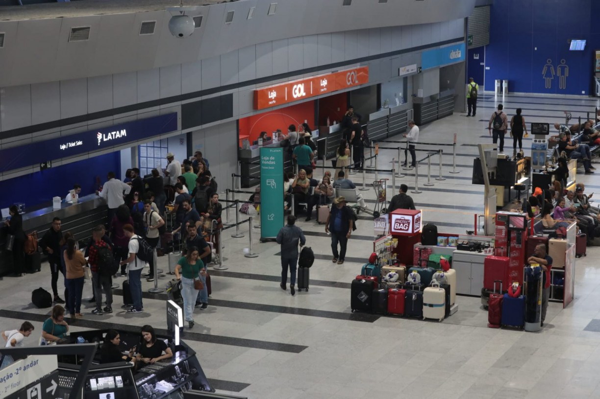 passagens-aereas-nao-devem-subir-apos-fusao-de-empresas,-diz-ministro-–-folha-de-dourados-–-noticias-de-dourados-ms-e-regiao