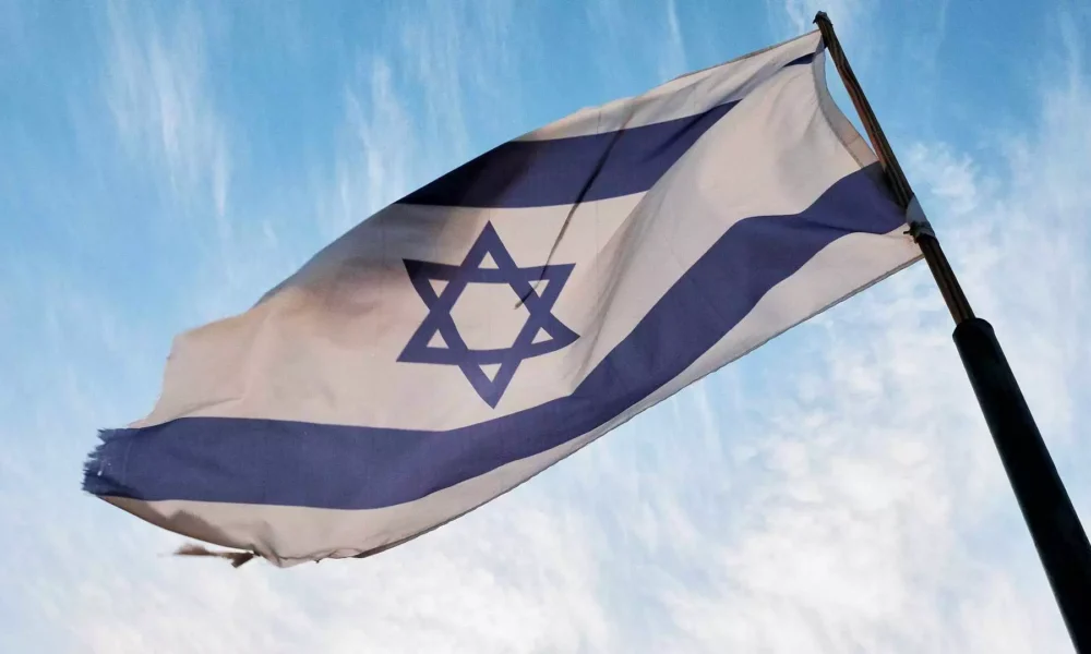 israel-liberta-200-prisioneiros-palestinos-apos-hamas-soltar-refens