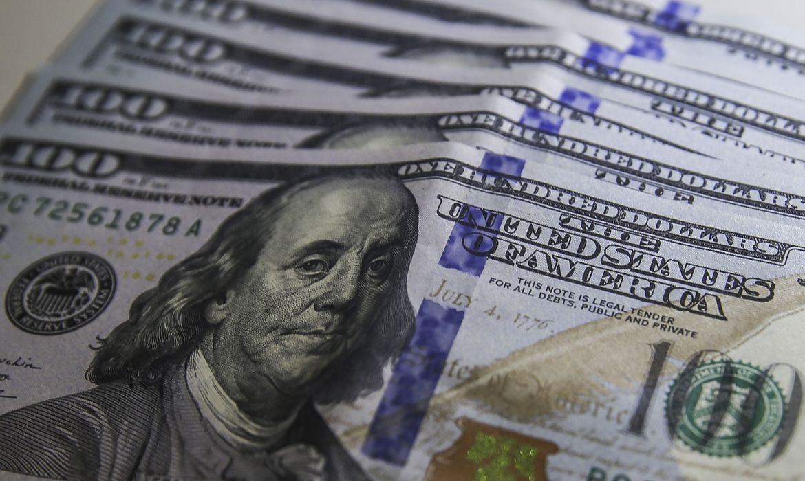 dolar-tem-nova-queda-e-bolsa-sobe-2,82%,-o-maior-nivel-desde-dezembro-–-folha-de-dourados-–-noticias-de-dourados-ms-e-regiao