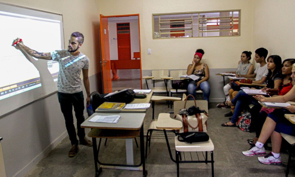 tcu:-governo-tera-de-ajustar-orcamento-para-desbloquear-pe-de-meia