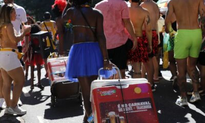mpf-pede-que-prefeitura-do-rio-mude-regras-para-ambulantes-no-carnaval