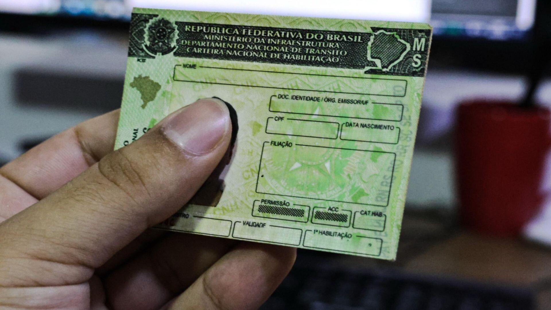com-prazo-acabando,-procura-por-exame-e-baixa-e-so-5%-dos-candidatos-estao-com-cnh