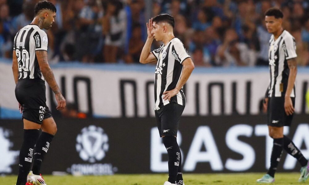 botafogo-perde-para-o-racing-e-se-complica-na-recopa-sul-americana